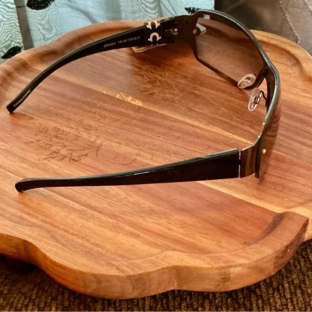 True Religion Black Tinted Shield Sunglasses - Picture 3 of 14